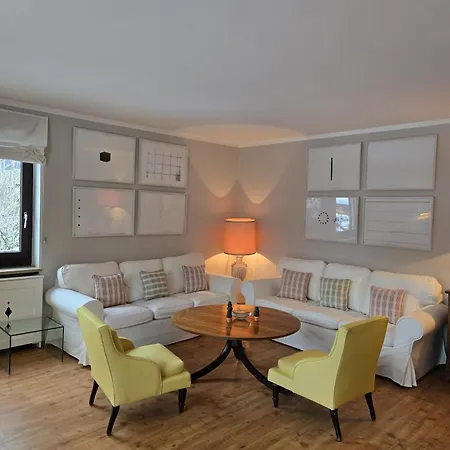 Alpina Lebenberg Apartament *