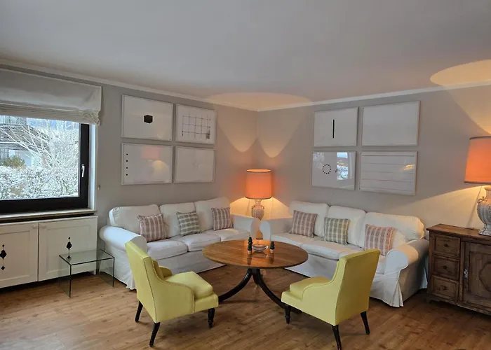 Alpina Lebenberg דירה *